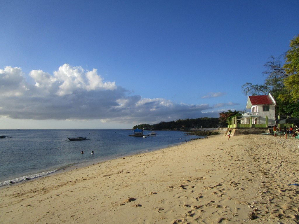 pepsncoks-tingko-beach-resort-in-alcoy