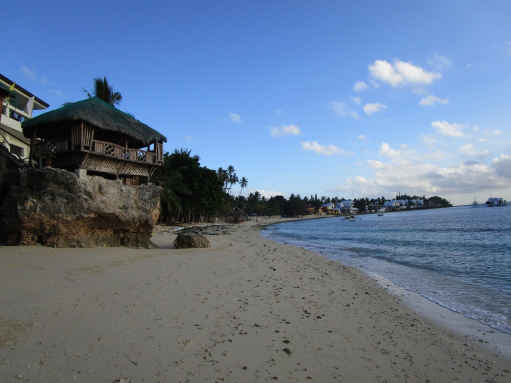 pepsncoks-tingko-beach-resort-in-alcoy