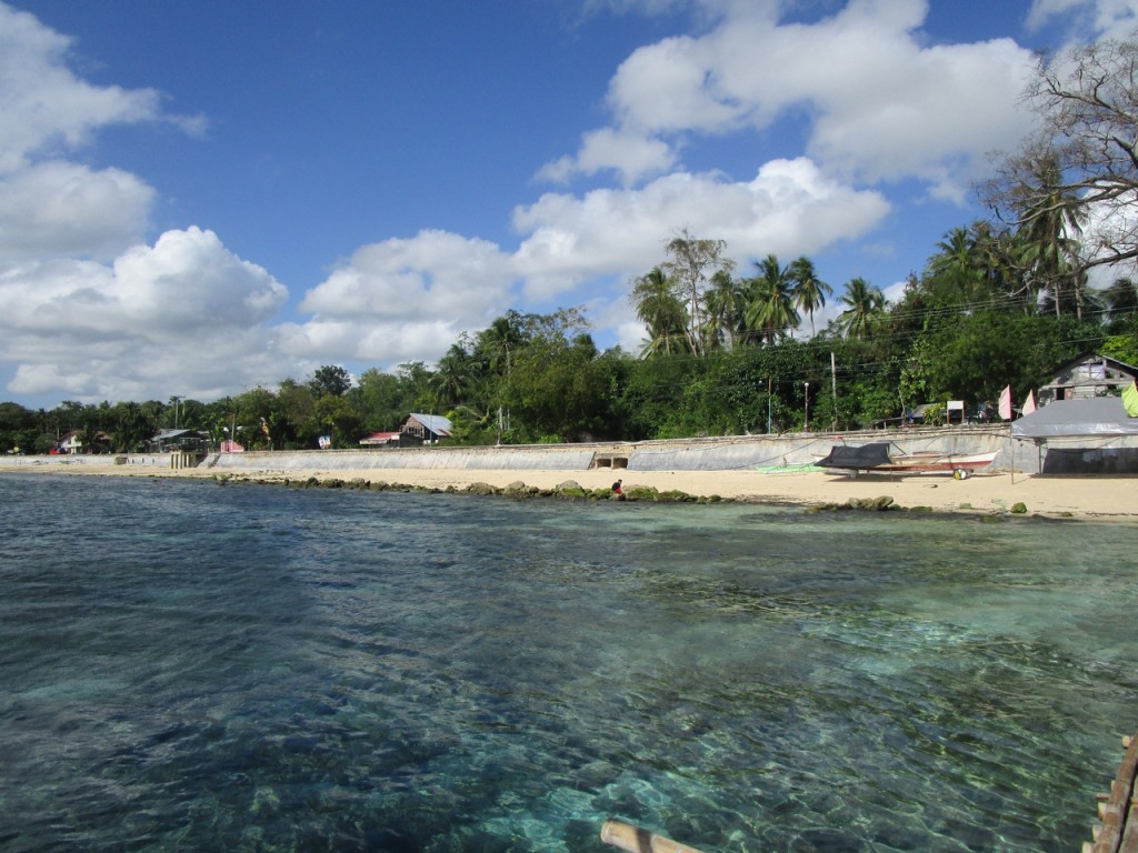 pepsncoks-tingko-beach-resort-in-alcoy