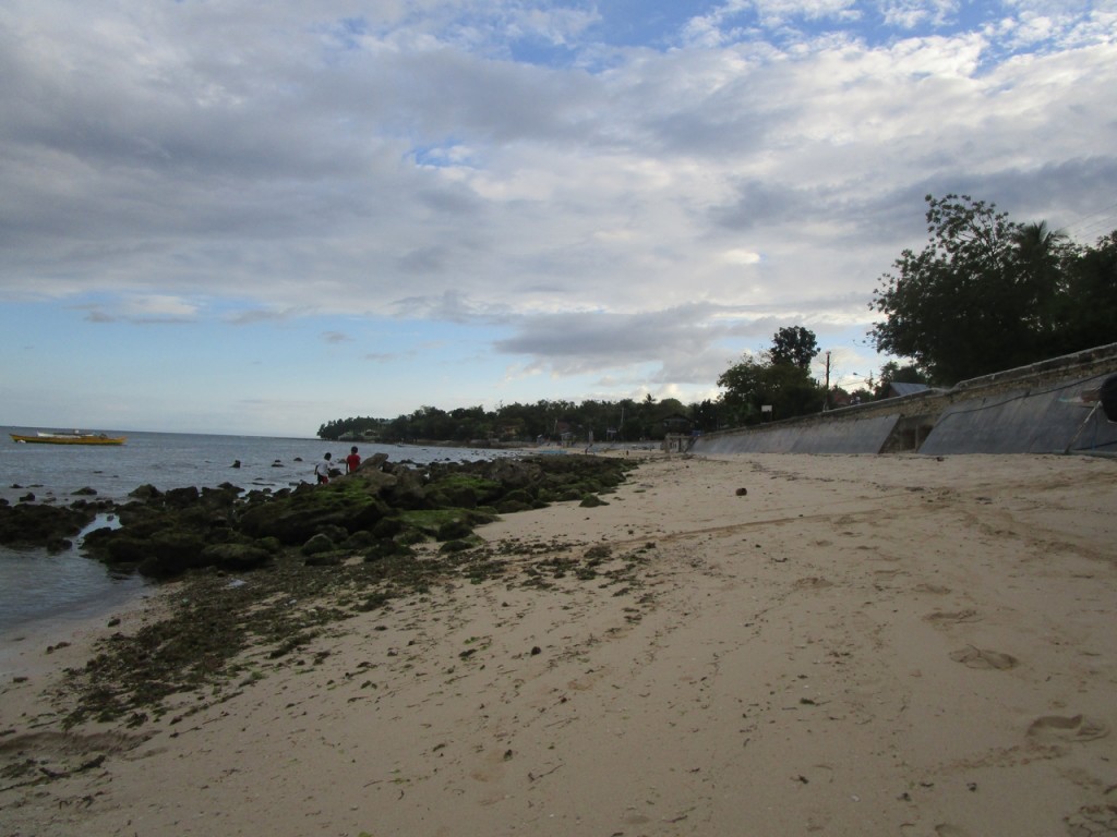 pepsncoks-tingko-beach-resort-in-alcoy
