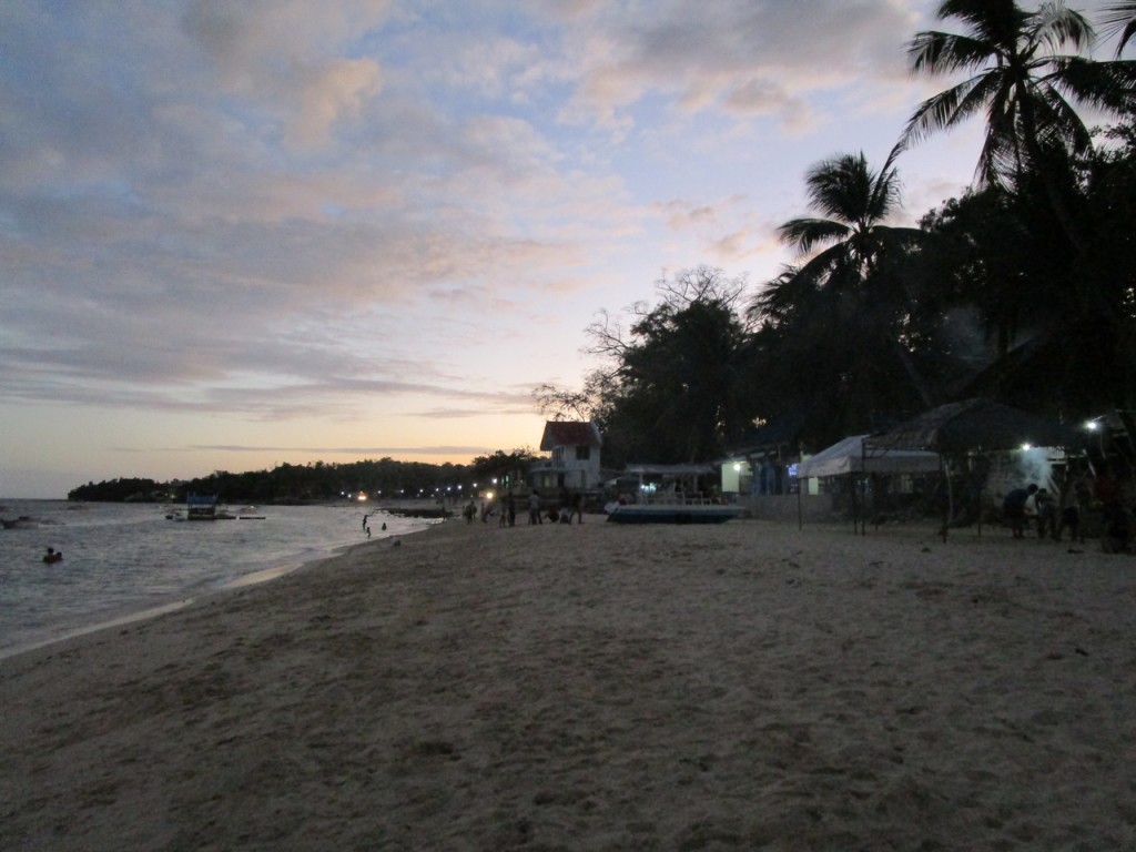 pepsncoks-tingko-beach-resort-in-alcoy