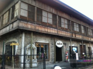 pepsncoks-holy-chalet-museum