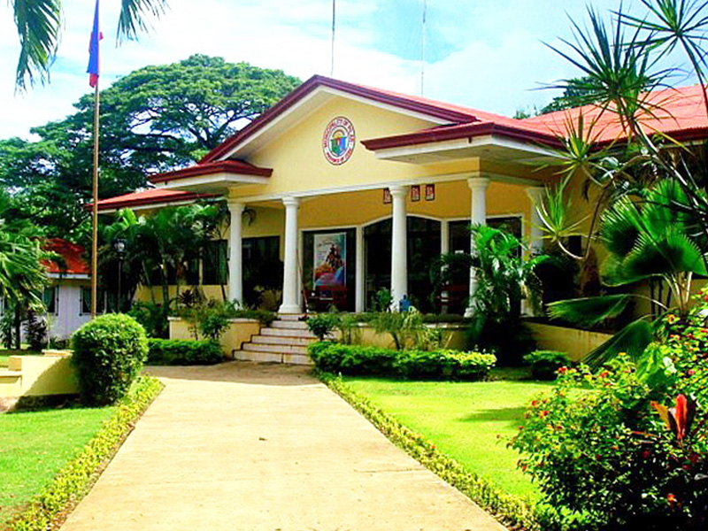 pilar municipal hall